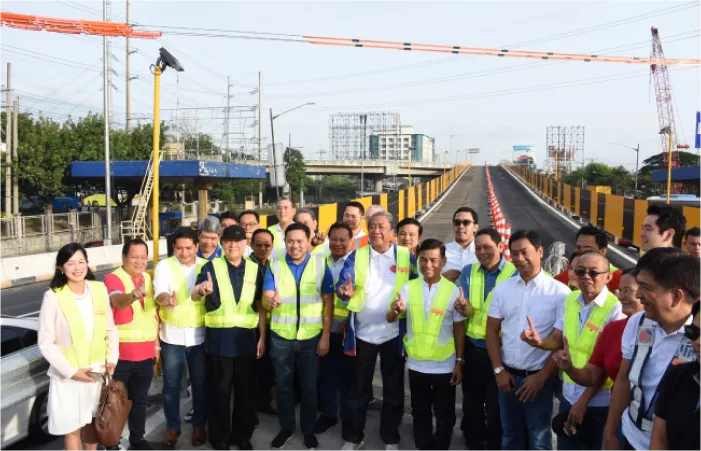 Two-lane Alabang viaduct-1.png
